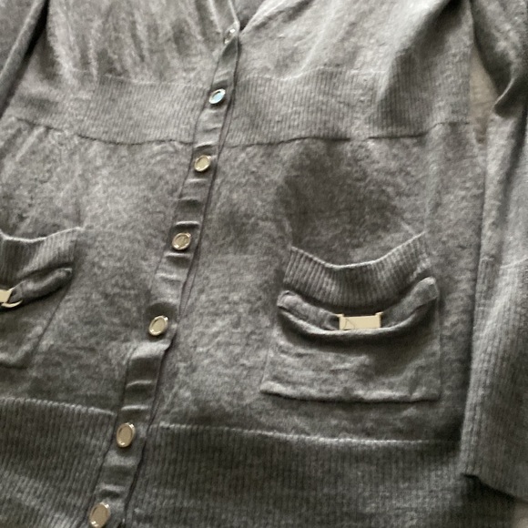 WHBM Women’s L gray cardigan sweater - Picture 3 of 4